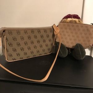 COPY - Dooney & Burke vintage signature